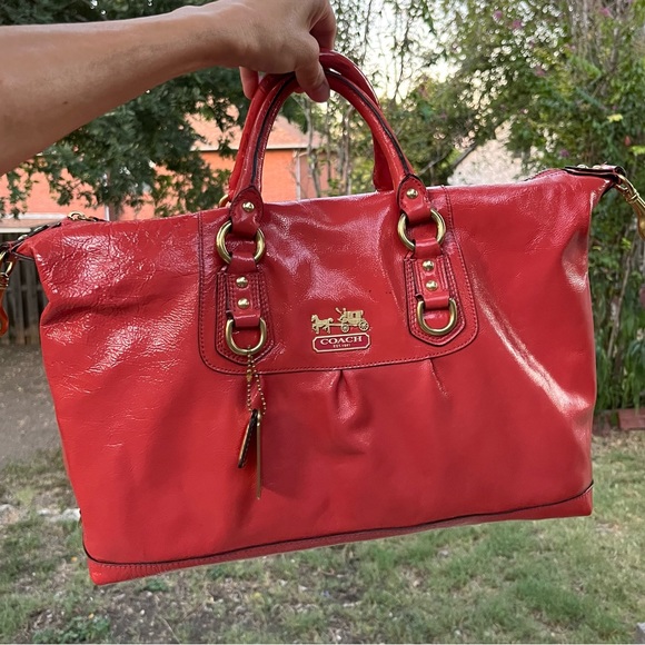 Ltd Ed Large Coach Sabrina Satchel in Coral - Picture 4 of 16